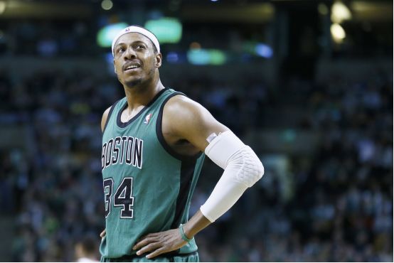 球员频频受 球员频频受