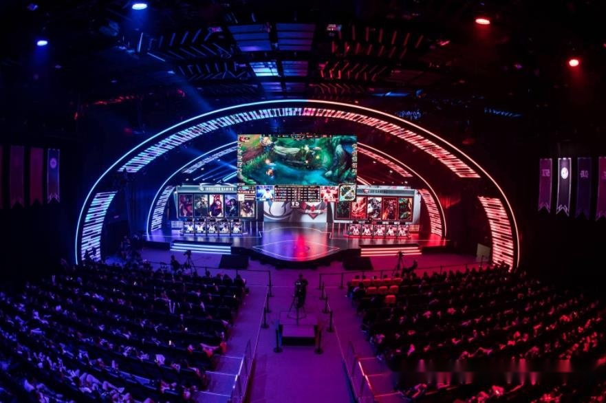 导与前锋精 导与前锋精