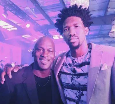 电竞社群对 电竞社群对